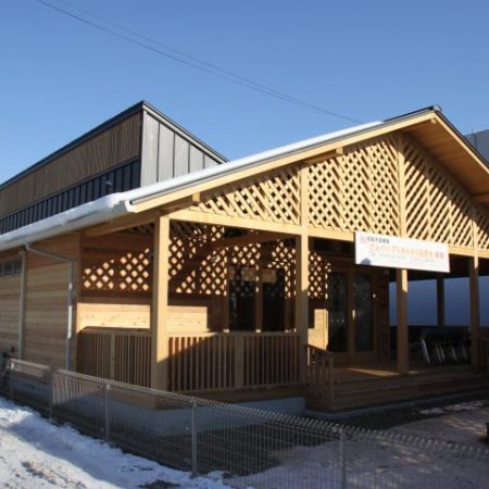 名取市図書館「どんぐり・アンみんなの図書室」