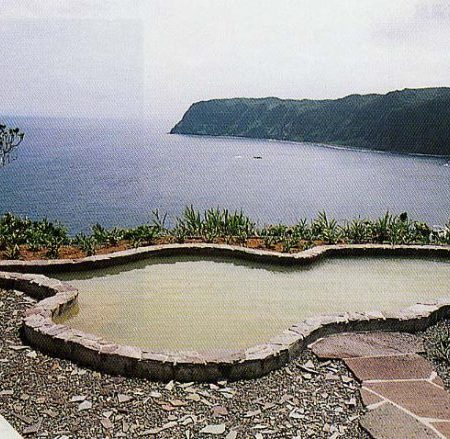 八丈町立末吉温泉施設「みはらしの湯」